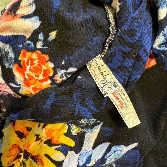 Women’s Free People Pixie Printed Turtleneck Bodysuit | Medium - Picture 9 of 10